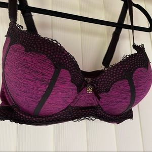 38C Daisy Fuentes Padded push up bra Like New